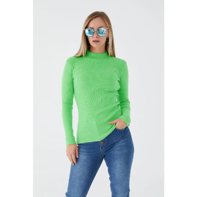 Green Turtleneck Ribbed Knitted Blouse